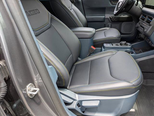 Certified 2025 Ford Maverick Lobo AWD/4WD image 20