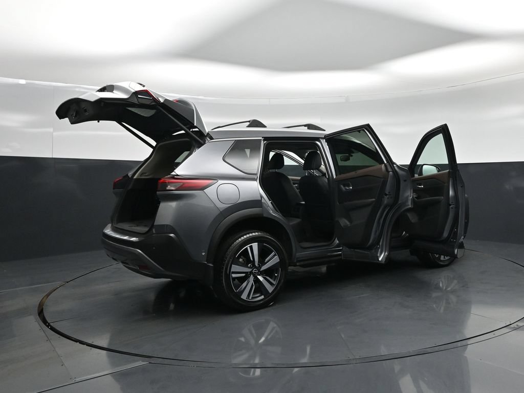 Used 2023 Nissan Rogue SL w/ SL Premium Package FWD image 6