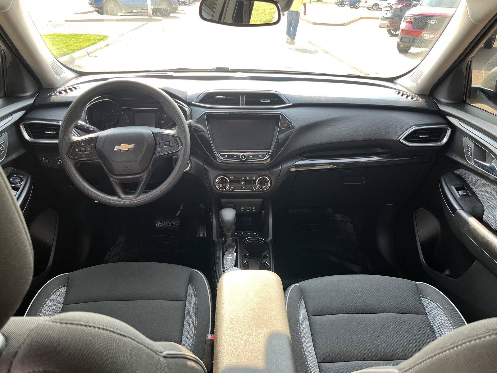 Used 2023 Chevrolet TrailBlazer LT w/ Convenience Package FWD image 15