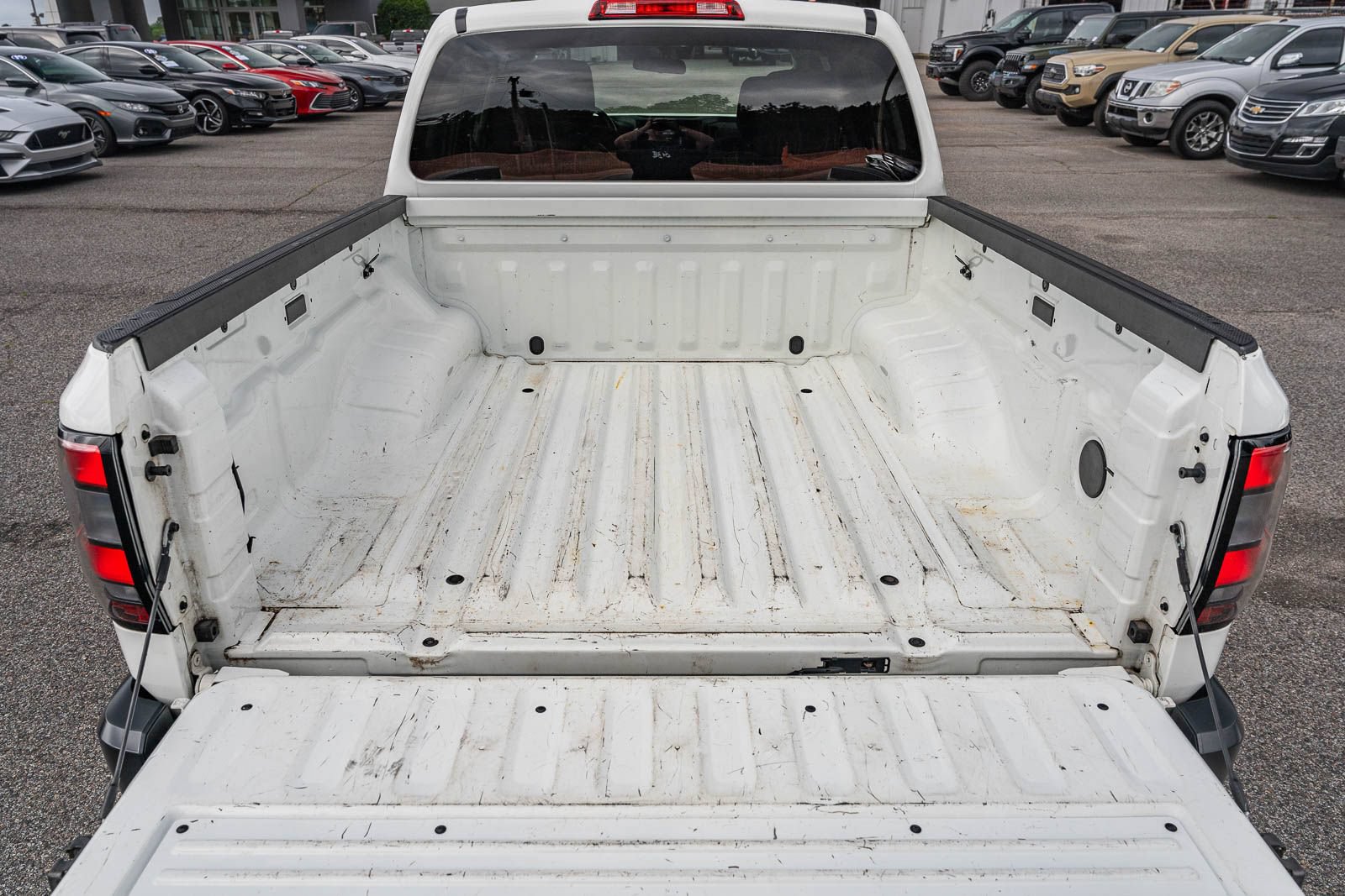 Used 2022 Nissan Frontier S w/ Technology Package AWD/4WD image 16