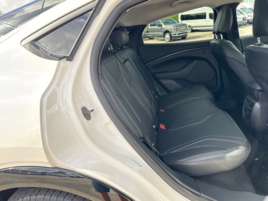 Certified 2023 Ford Mustang Mach-E Premium image 28