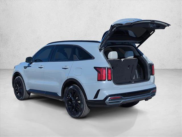 Used 2022 Kia Sorento SX image 4