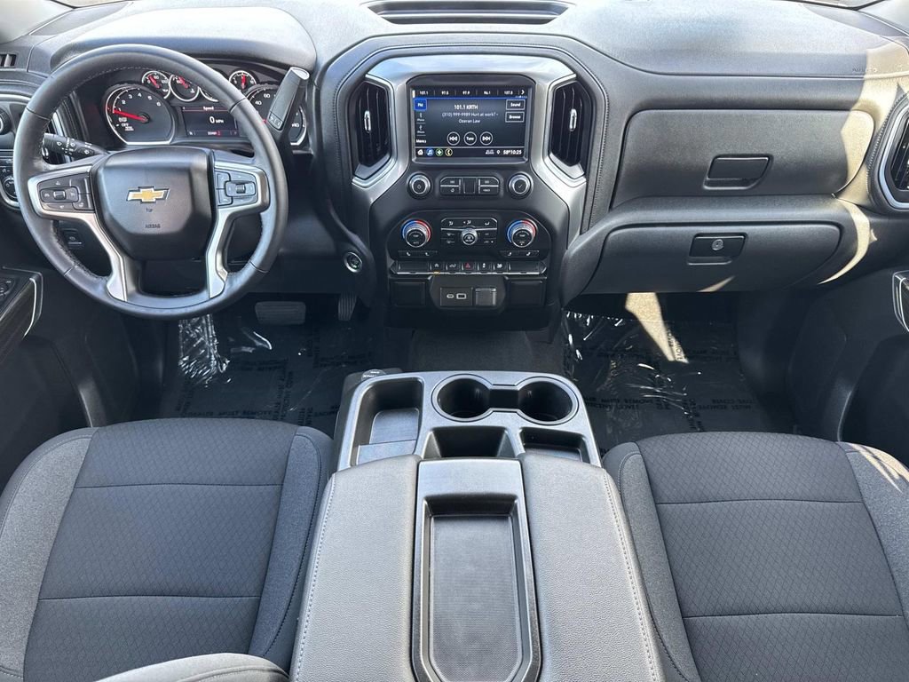 Used 2022 Chevrolet Silverado 1500 LT w/ Bed Protection Package image 8