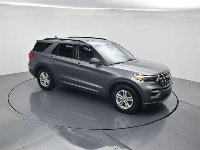 Certified 2021 Ford Explorer XLT w/ Equipment Group 202A AWD/4WD image 44