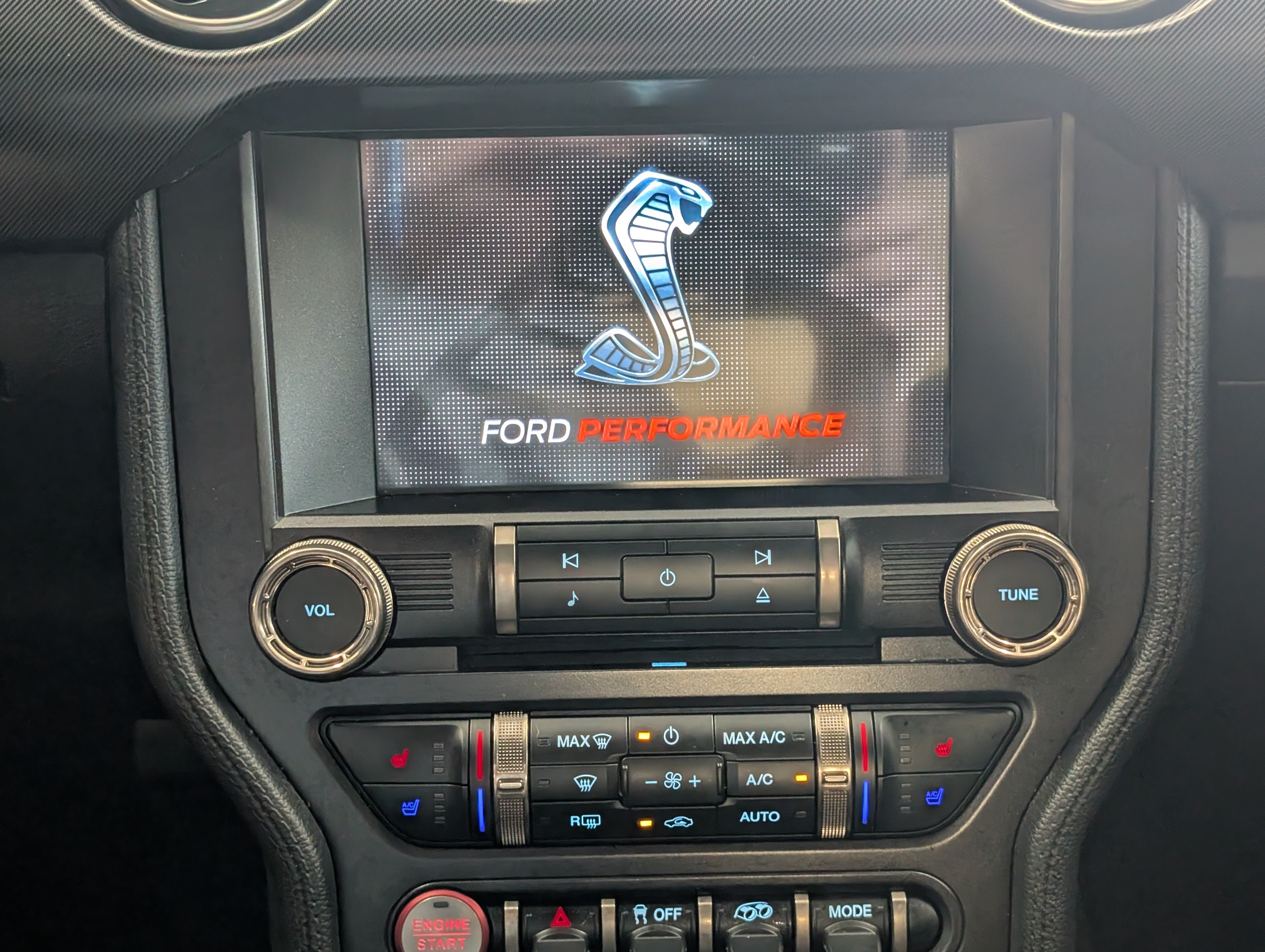 Certified 2021 Ford Mustang Shelby GT500 w/ Technology Package RWD image 20