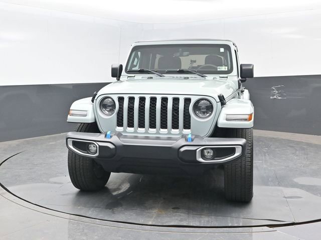 Used 2023 Jeep Wrangler Unlimited Sahara w/ Cold Weather Group AWD/4WD image 20