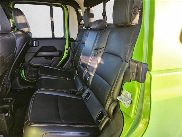 Used 2025 Jeep Gladiator Sport image 18