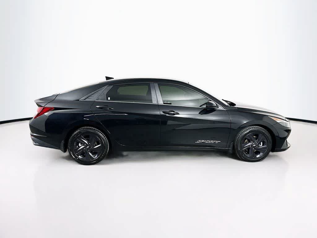 Used 2022 Hyundai Elantra SEL FWD image 24