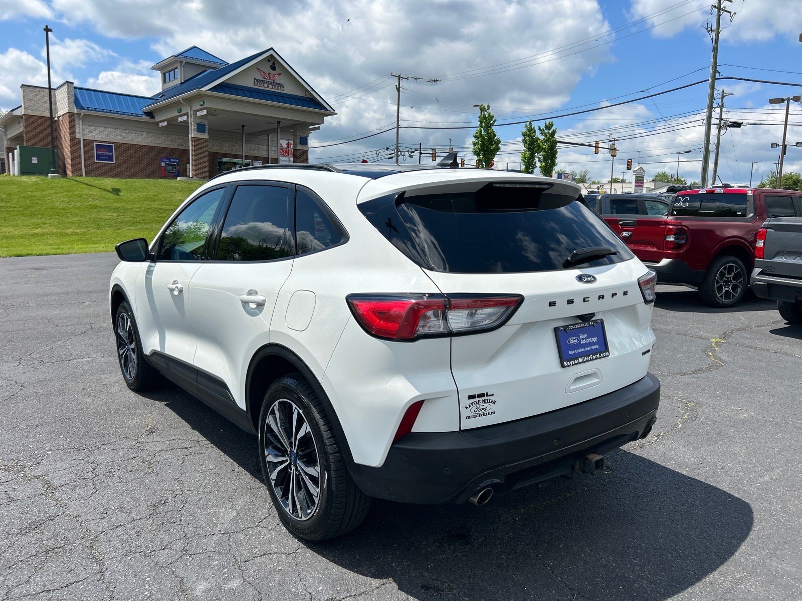 Certified 2022 Ford Escape SEL w/ SEL Stealth AWD Package image 10