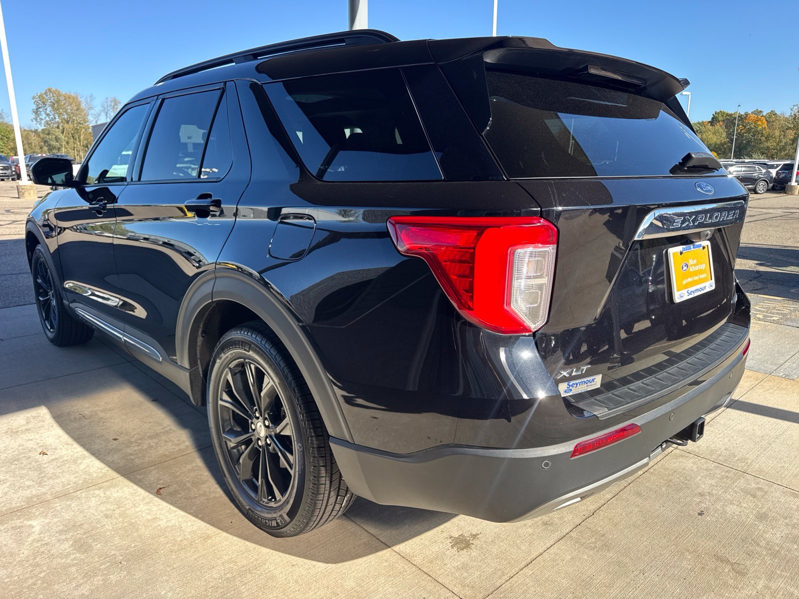 Certified 2023 Ford Explorer XLT w/ Equipment Group 202A AWD/4WD image 5