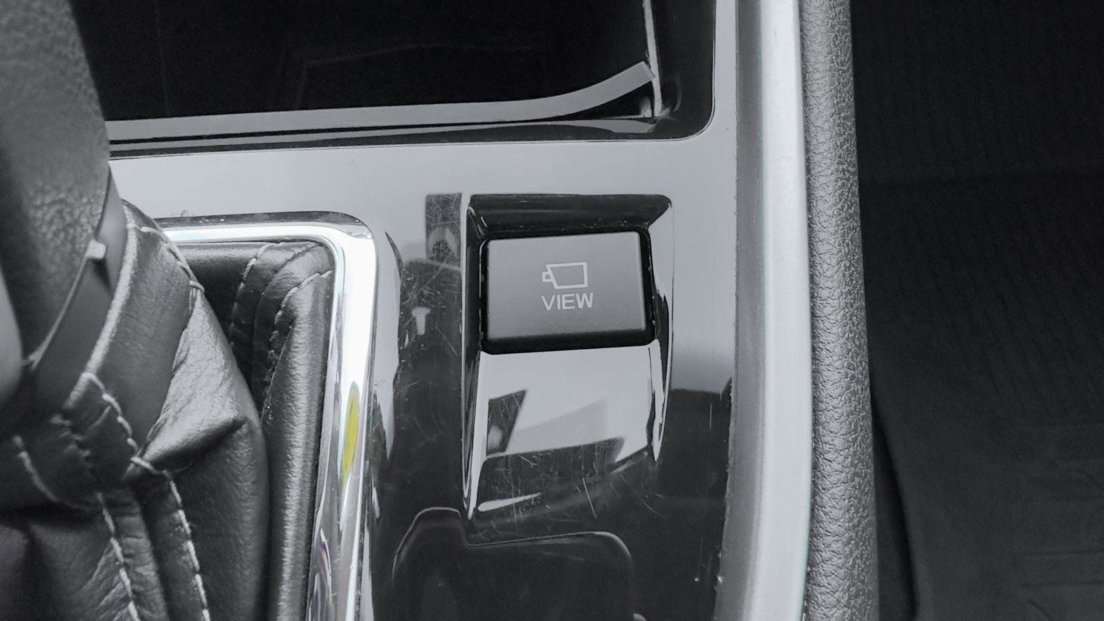 Used 2021 Subaru Outback Touring XT image 28