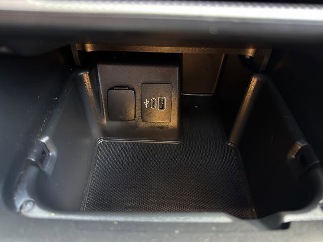 Certified 2025 Ford Explorer ST AWD/4WD image 34