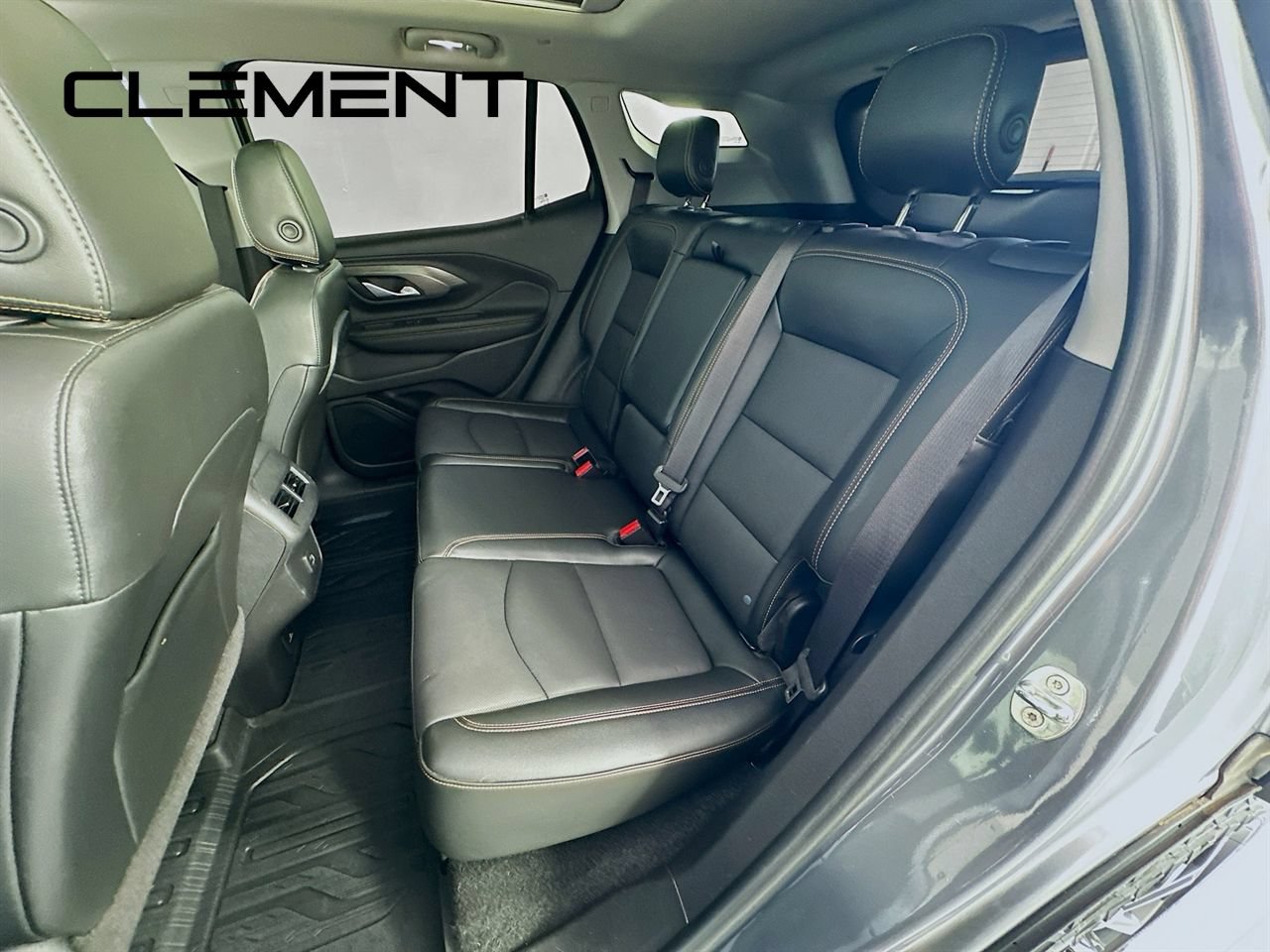 Used 2020 GMC Terrain SLT w/ Preferred Package AWD/4WD image 33