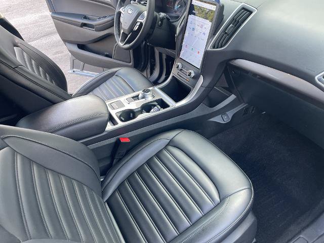 Certified 2024 Ford Edge SEL w/ Convenience Package AWD/4WD image 11