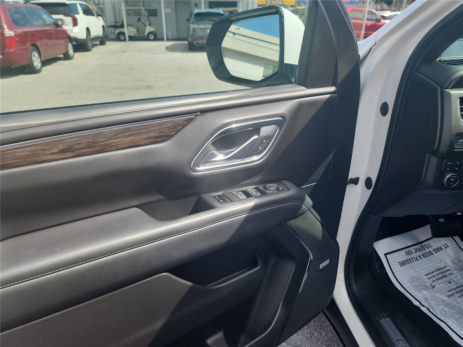 Used 2023 Chevrolet Suburban Z71 w/ Z71 Off-Road Package image 17