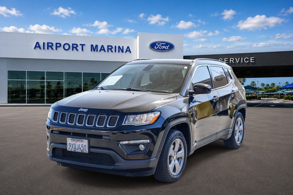 Used 2019 Jeep Compass Latitude w/ Popular Equipment Group FWD image 4