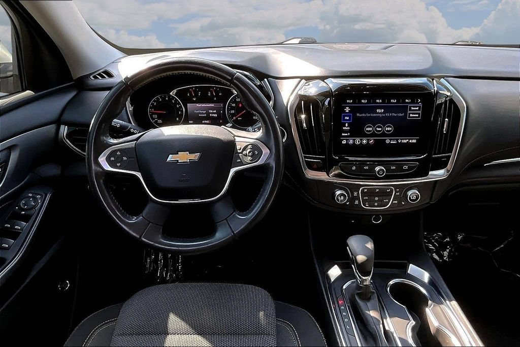 Used 2021 Chevrolet Traverse LT FWD image 9