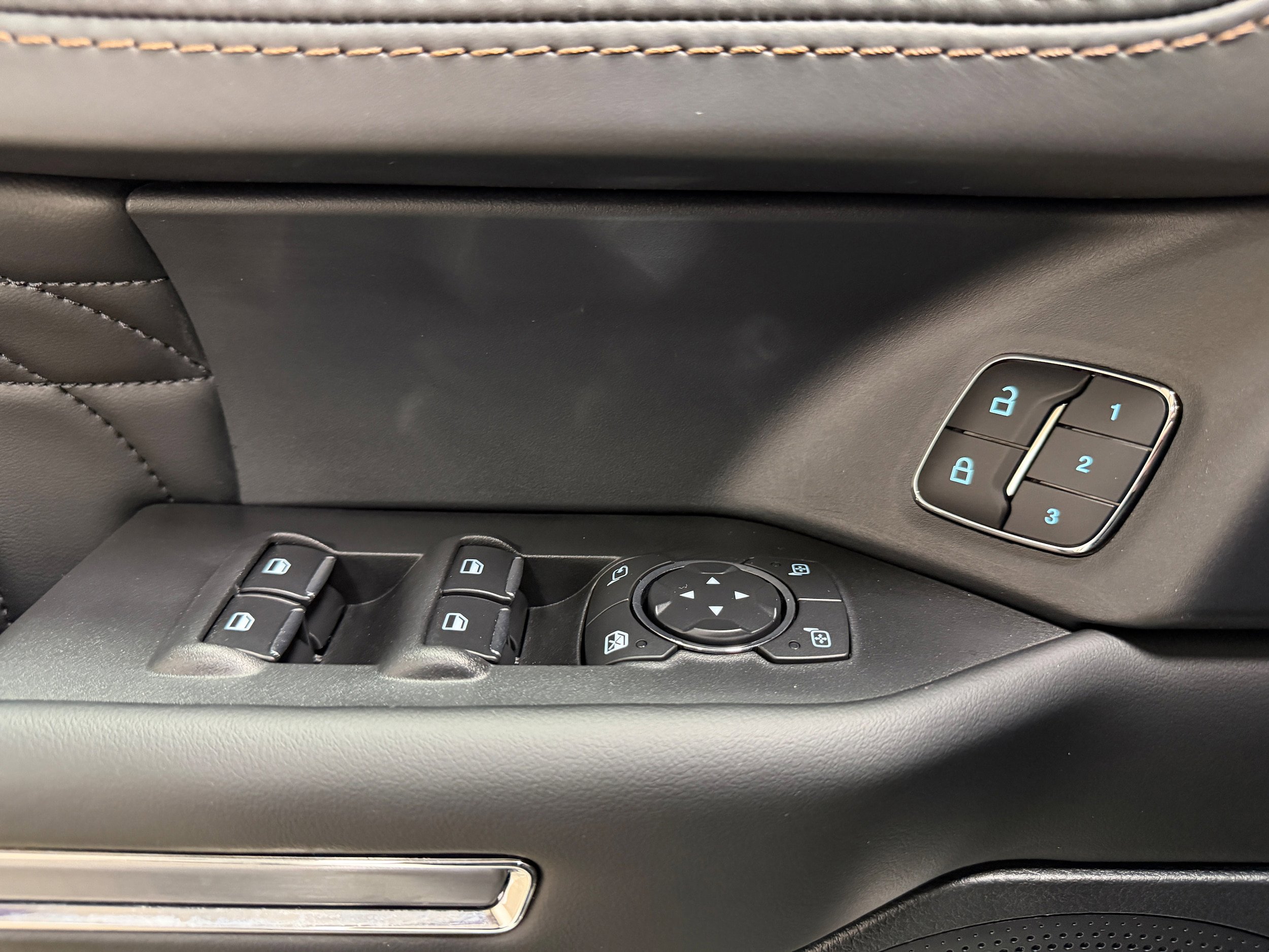 Certified 2021 Ford Expedition Max Platinum AWD/4WD image 15