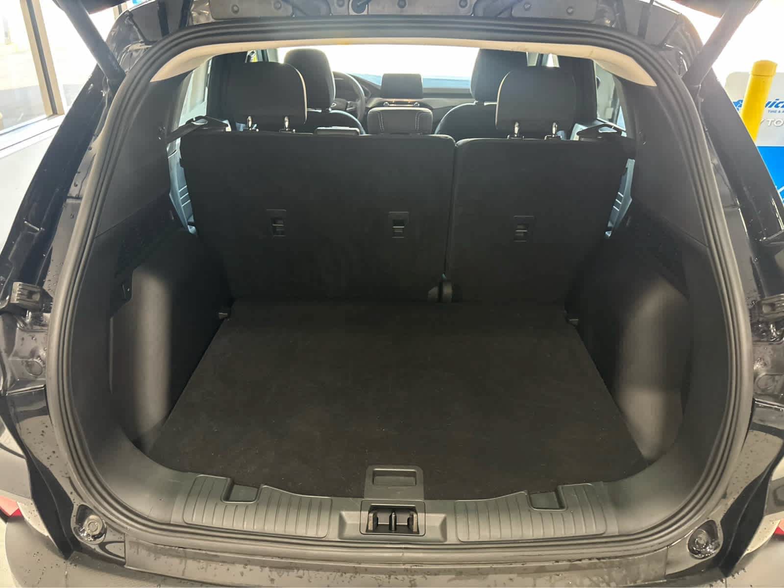 Certified 2024 Ford Escape Active AWD/4WD image 9