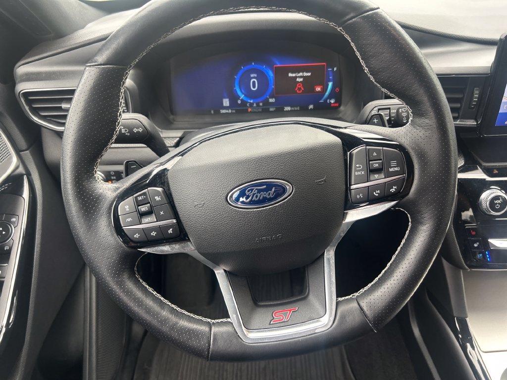 Certified 2022 Ford Explorer ST w/ Equipment Group 401A AWD/4WD image 17