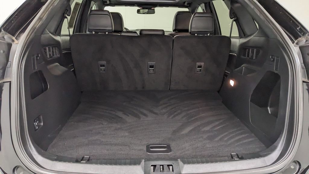 Certified 2024 Ford Edge ST-Line image 8