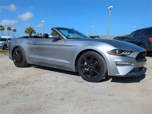Certified 2020 Ford Mustang Convertible w/ Equipment Group 101A image 8