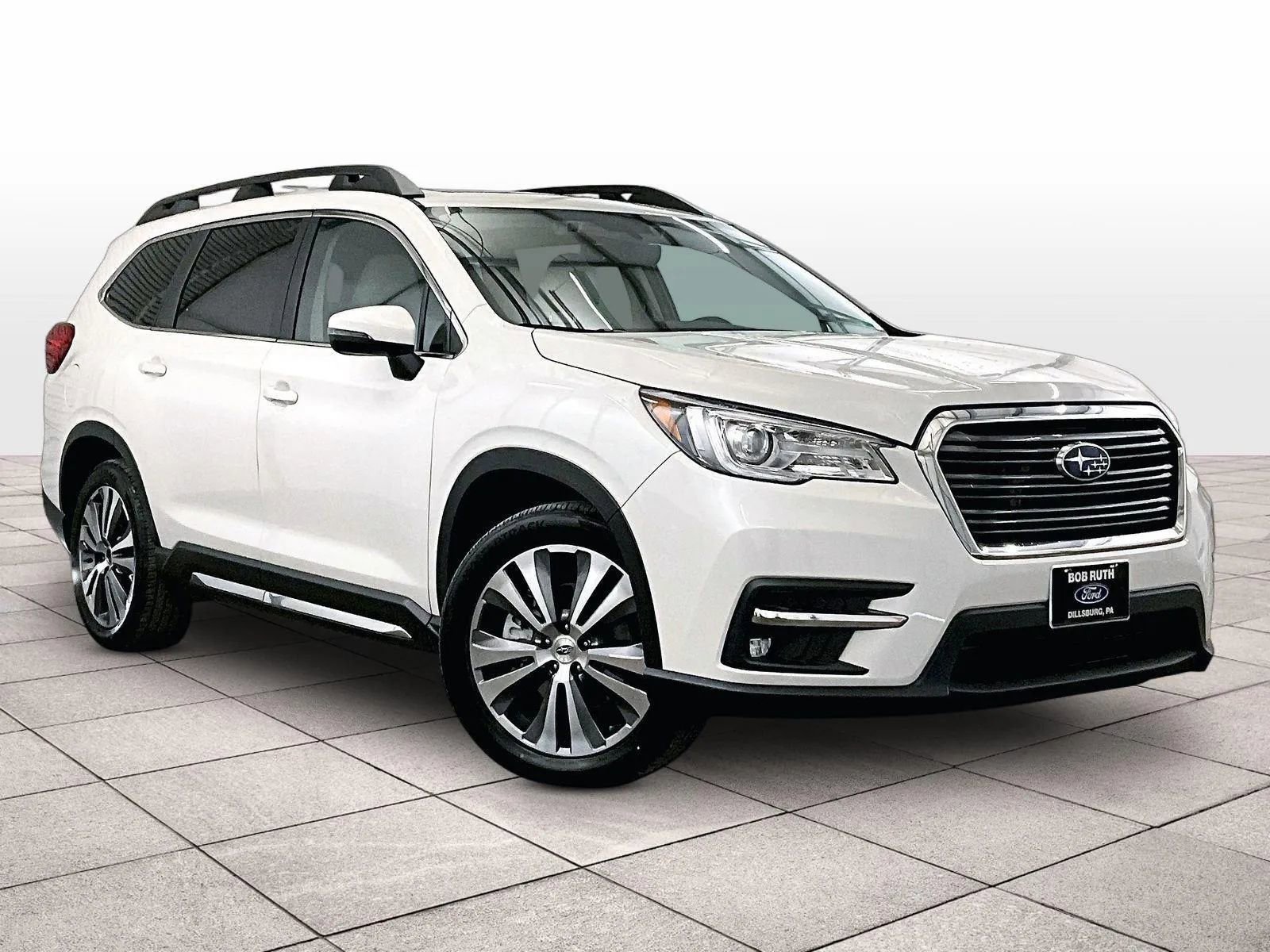Used 2022 Subaru Ascent Limited w/ Technology Package image 2