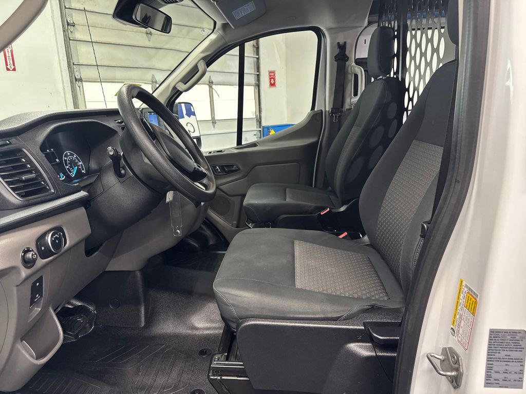 Certified 2025 Ford Transit 250 Low Roof w/ Exterior Upgrade Package RWD image 13