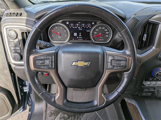 Used 2022 Chevrolet Silverado 2500 High Country w/ Safety Package II image 9