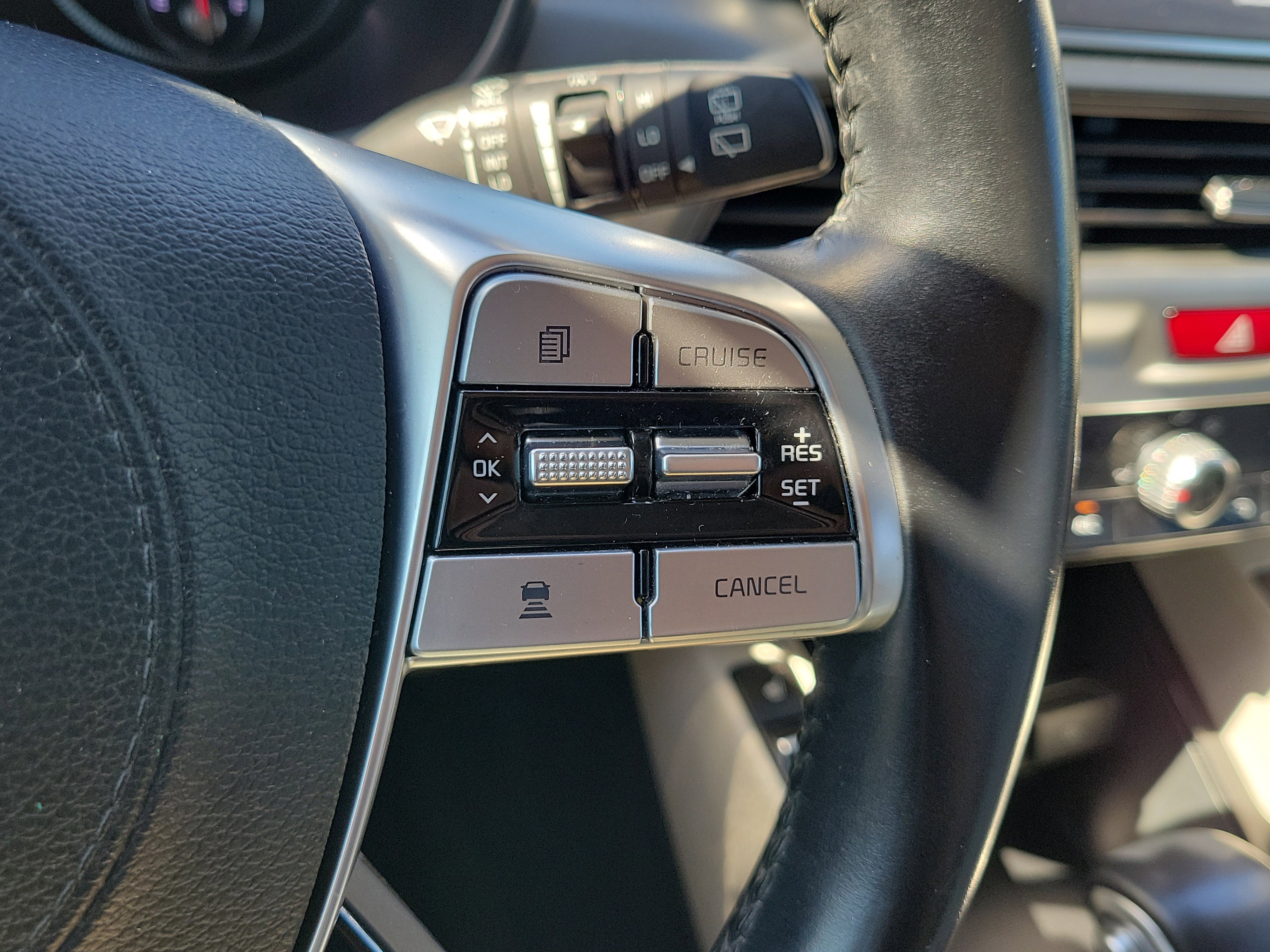 Used 2021 Kia Telluride S AWD/4WD image 25
