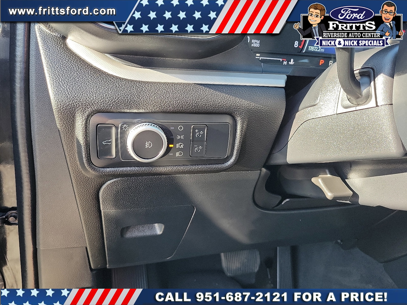 Certified 2022 Ford Explorer XLT w/ Equipment Group 202A image 13