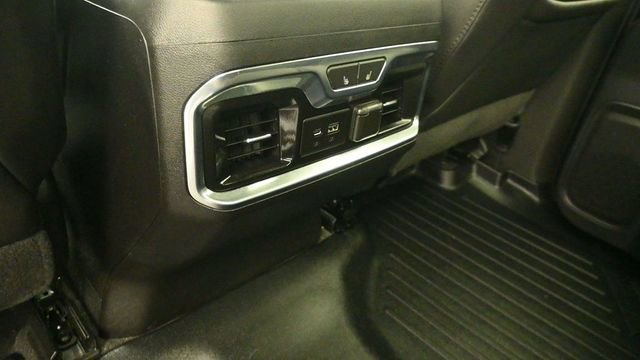 Used 2021 Chevrolet Silverado 1500 LTZ w/ Technology Package AWD/4WD image 12