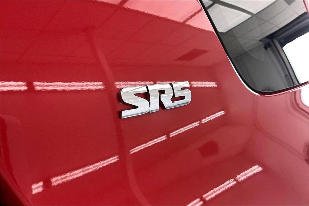 Used 2023 Toyota 4Runner SR5 Premium w/ Moonroof Package image 10