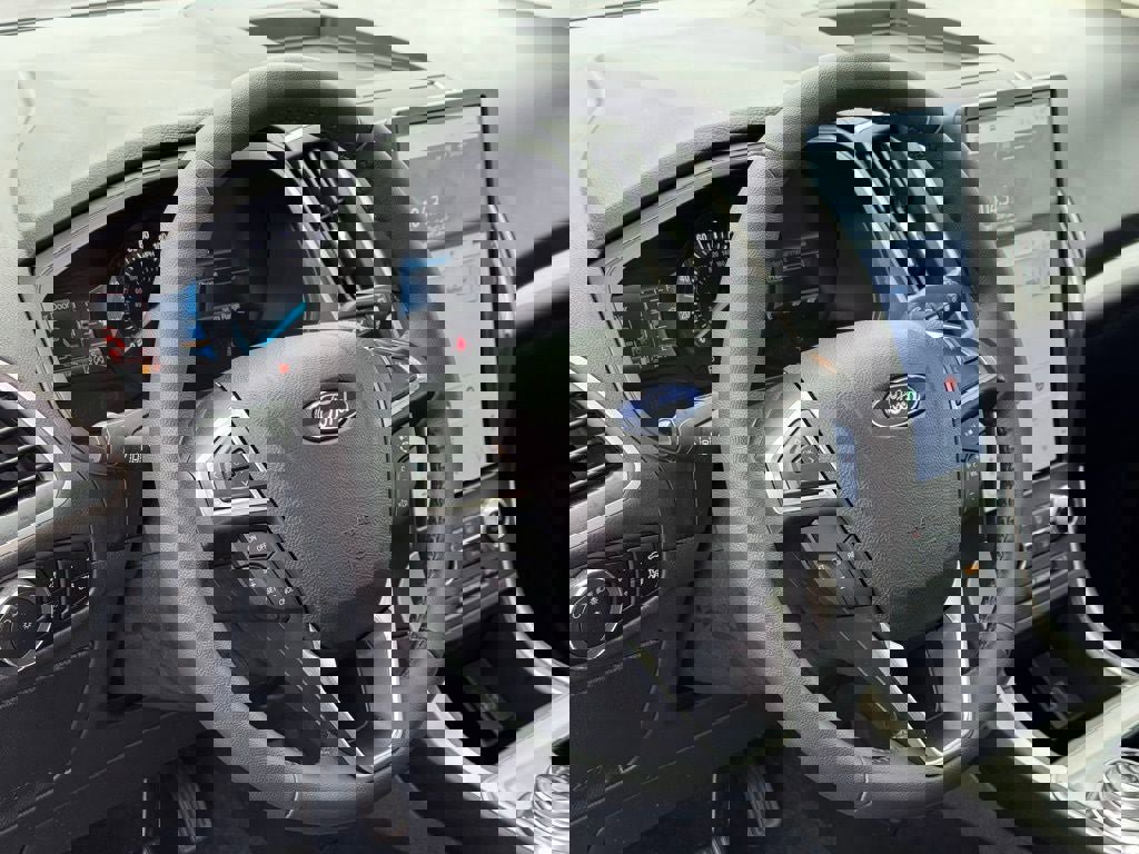 Certified 2024 Ford Edge SEL w/ Convenience Package image 23