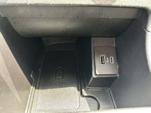 Certified 2023 Ford Edge Titanium AWD/4WD image 25