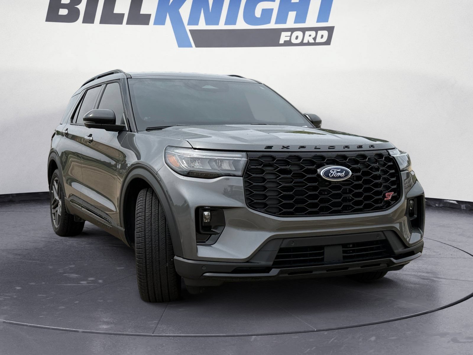 Certified 2026 Ford Explorer ST AWD/4WD image 7