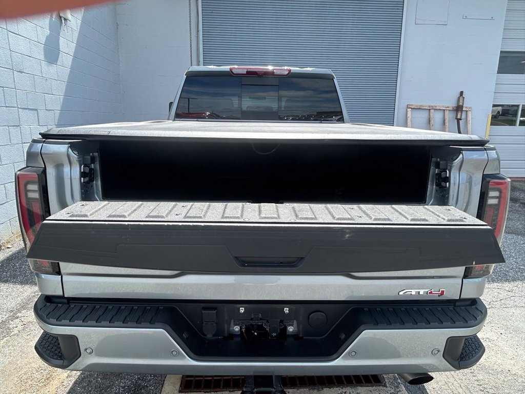Used 2026 GMC Sierra 2500 AT4 w/ AT4 Preferred Package AWD/4WD image 28