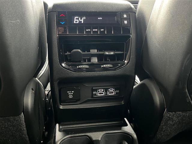 Used 2025 Jeep Grand Cherokee L Altitude AWD/4WD image 25