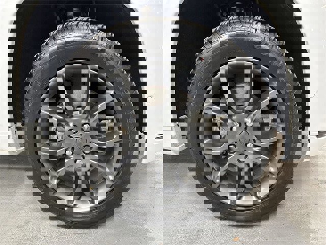 Used 2021 Jeep Grand Cherokee High Altitude image 2