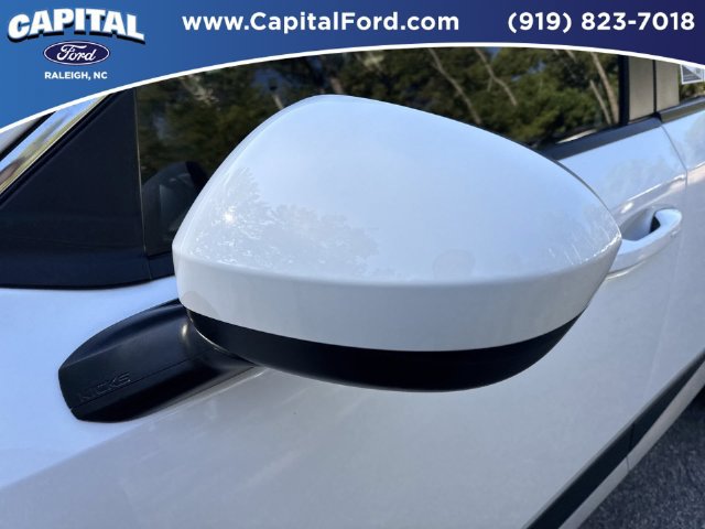 Used 2025 Nissan Kicks SV FWD image 12