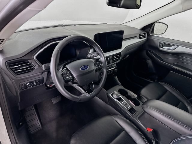 Certified 2024 Ford Escape Platinum AWD/4WD image 14