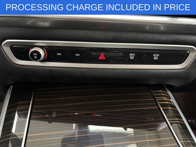 Used 2025 BMW X5 xDrive50e AWD/4WD image 23