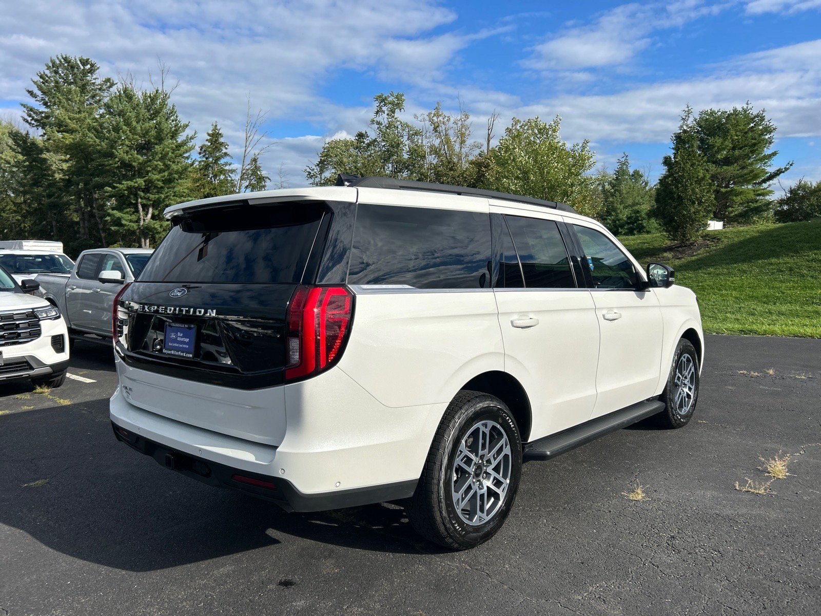 Certified 2025 Ford Expedition Active AWD/4WD image 20