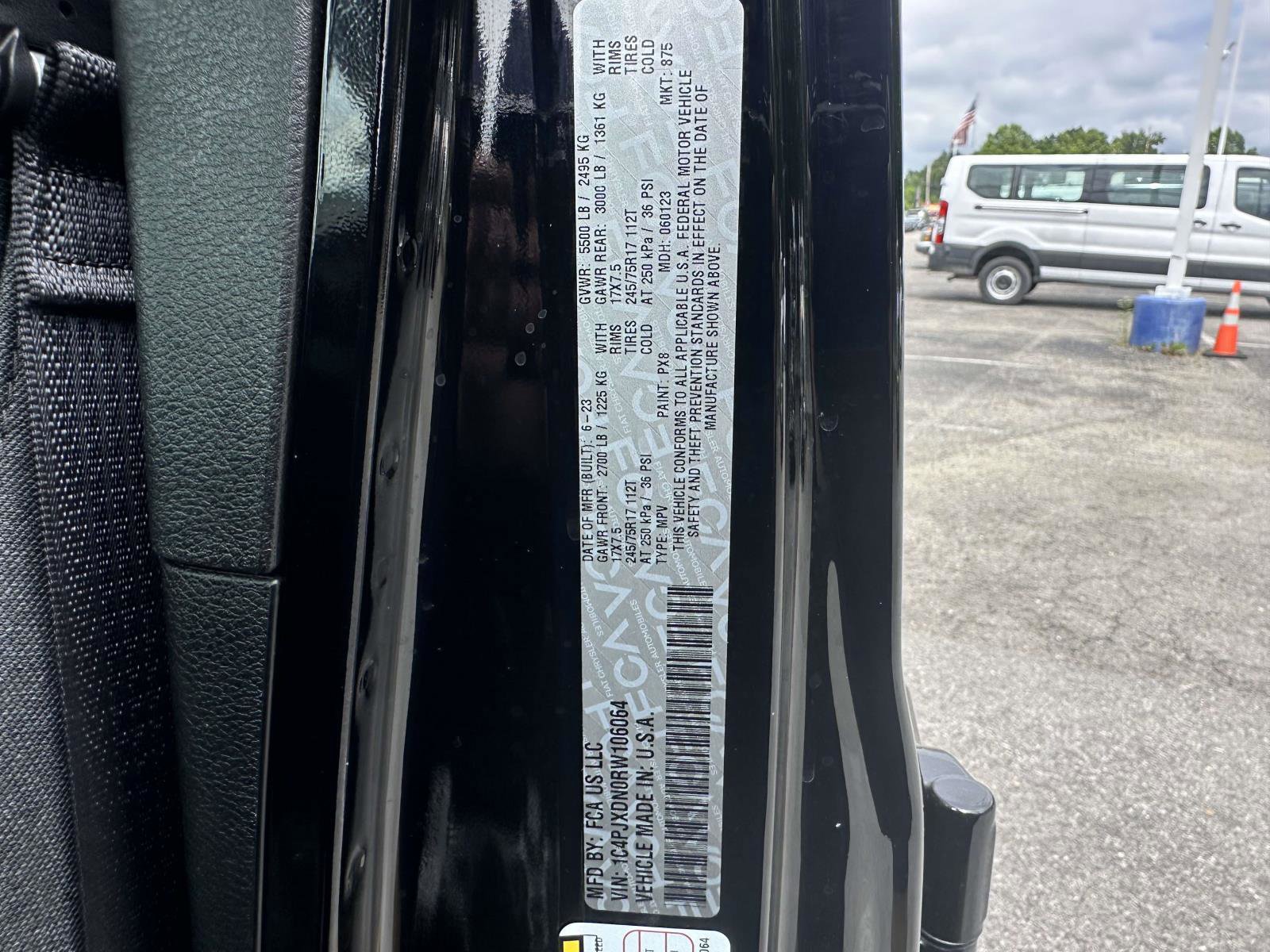 Used 2024 Jeep Wrangler Unlimited Sport AWD/4WD image 31
