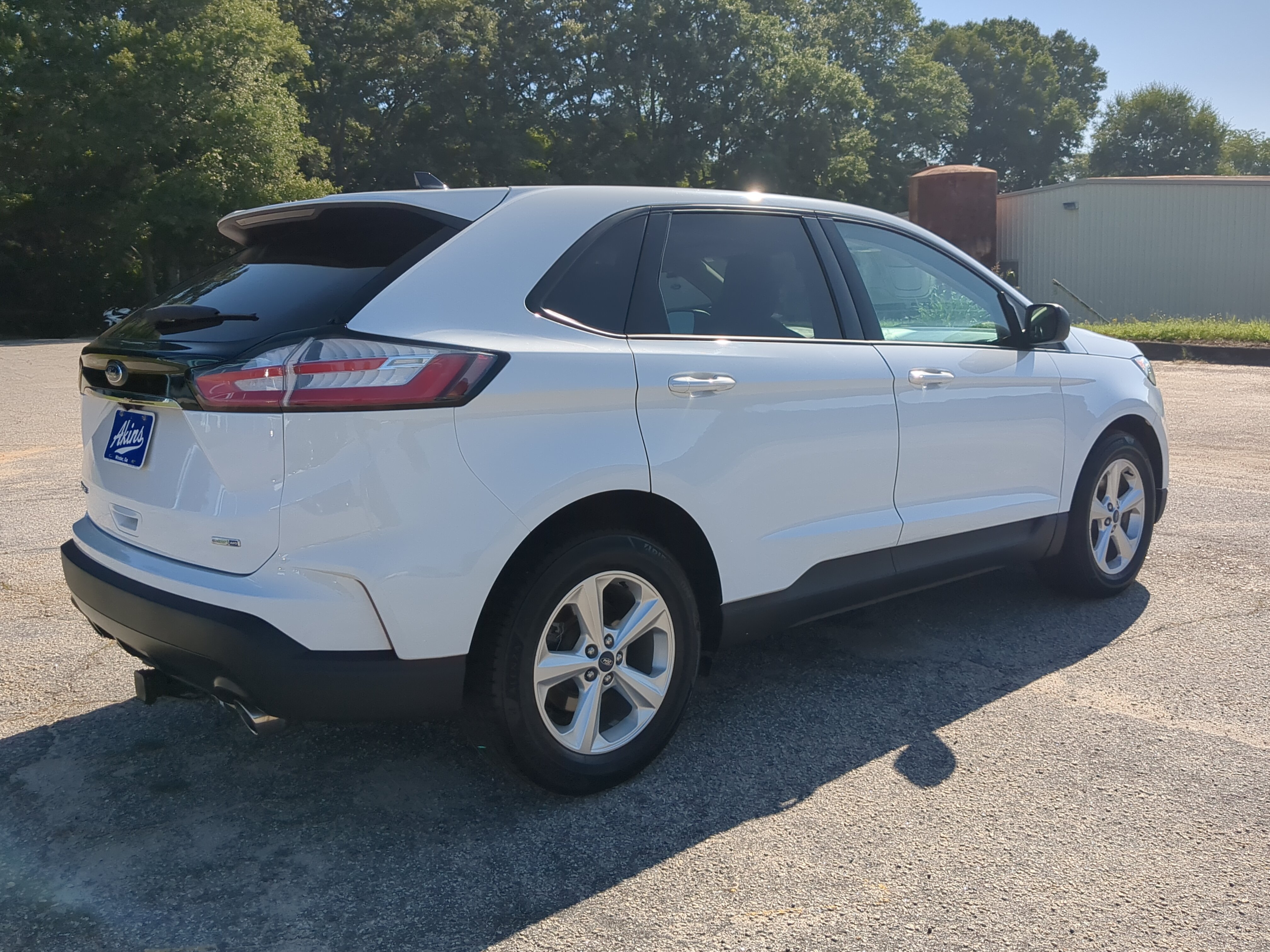 Certified 2019 Ford Edge SE w/ Cargo Accessory Package AWD/4WD image 3