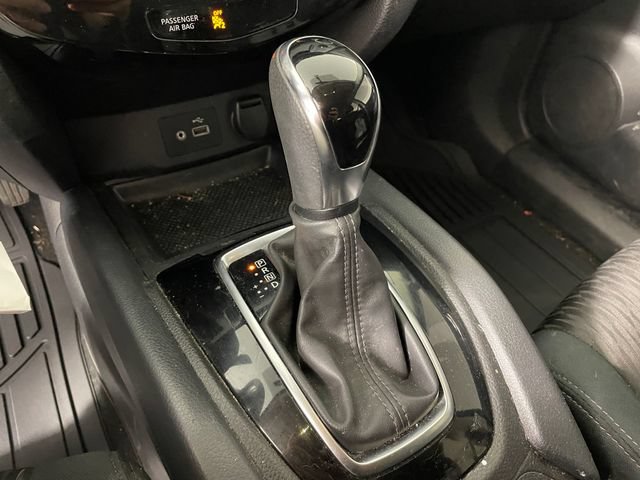 Used 2018 Nissan Rogue S AWD/4WD image 9