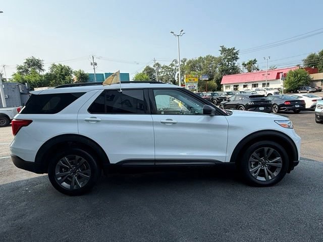 Certified 2021 Ford Explorer XLT w/ Equipment Group 202A AWD/4WD image 10
