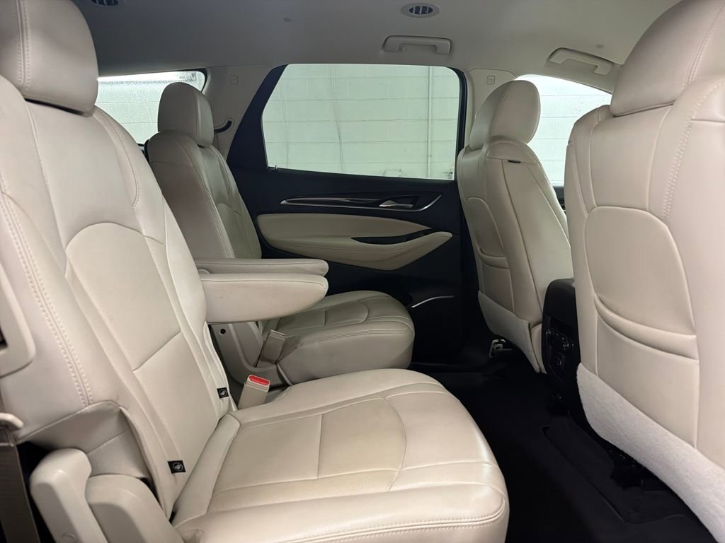 Used 2023 Buick Enclave Essence image 30