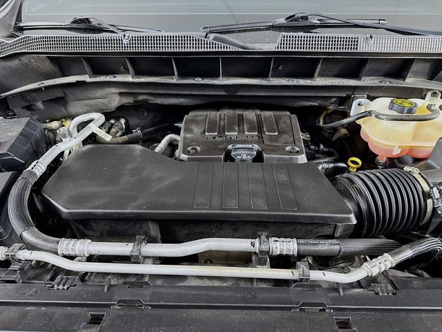 Used 2023 Chevrolet Silverado 1500 LT image 34