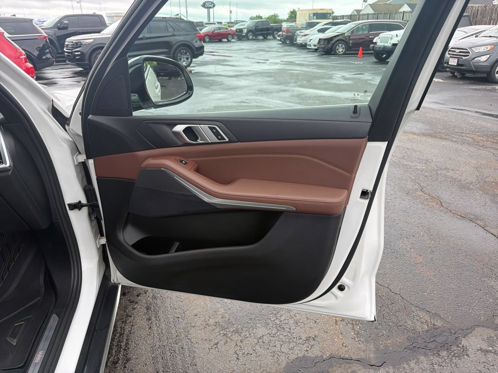 Used 2019 BMW X5 xDrive40i w/ Convenience Package AWD/4WD image 37